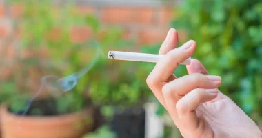 Cigarrillo y vapeo: lo que los jóvenes deben saber sobre cuidar su salud pulmonar