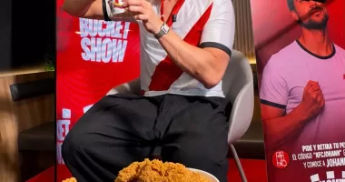 KFC REVOLUCIONA SU EXPERIENCIA DIGITAL CON "EL BUCKET SHOW" Y LLEVA EL CONCEPTO DEL "DIPEO" A OTRO NIVEL JUNTO A JOHANN VERA.